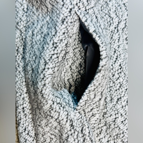 A New Day 3/4 Coat - Picture 6 of 8